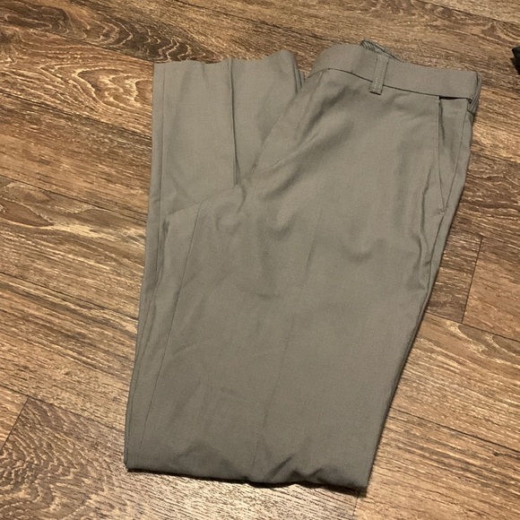 Mens grey dress pants, size 36- EUC - Picture 1 of 4